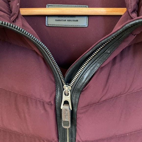 RUDSAK Women’s Winter Coat Med Never Warn-Burgundy with Blk Fur & leather Trim - Picture 12 of 12